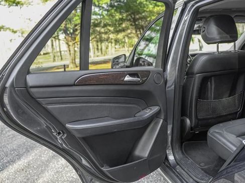 Used 2012 Mercedes-Benz ML 350 4MATIC image 17