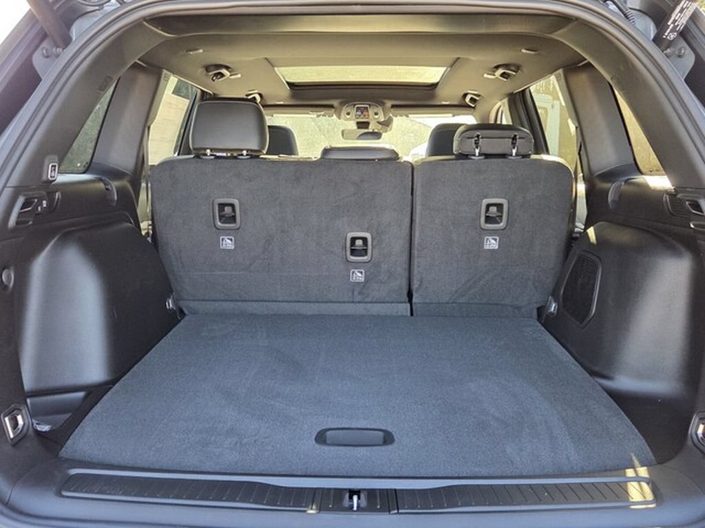 New 2027 Jeep Grand Cherokee Limited RWD image 8