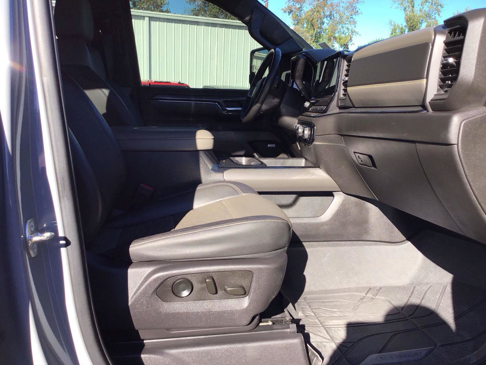 Used 2024 Chevrolet Silverado 2500 ZR2 AWD/4WD image 7