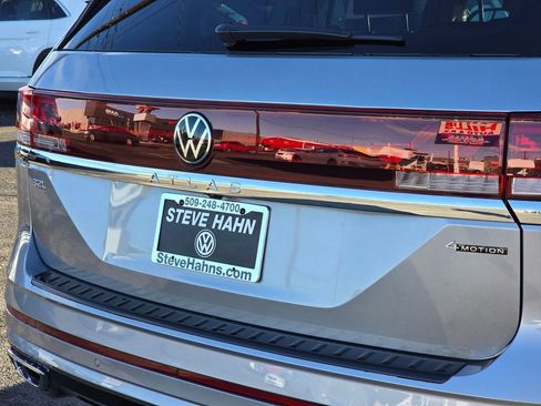 New 2026 Volkswagen Atlas SEL Premium R-Line AWD/4WD image 14