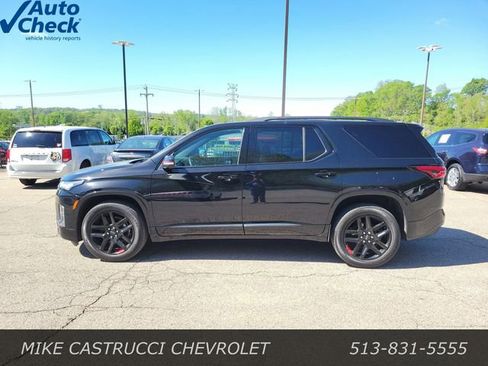 Used 2023 Chevrolet Traverse Premier w/ Redline Edition AWD/4WD image 2