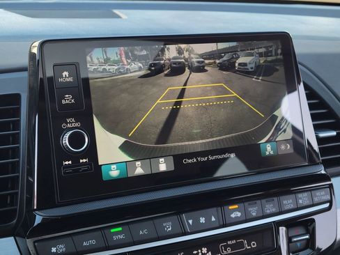 Used 2025 Honda Odyssey EX-L image 26