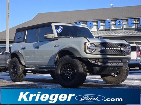 Certified 2023 Ford Bronco Badlands w/ Sasquatch Package image 1