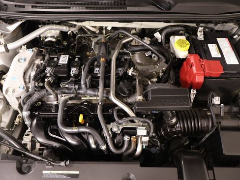 Used 2023 Nissan Sentra SV FWD image 18