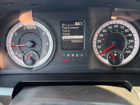 Used 2024 RAM 1500 Warlock RWD image 2