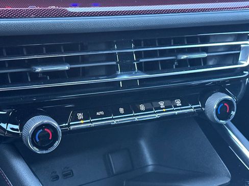 New 2026 Chevrolet Traverse RS w/ LPO, Illumination Package image 22