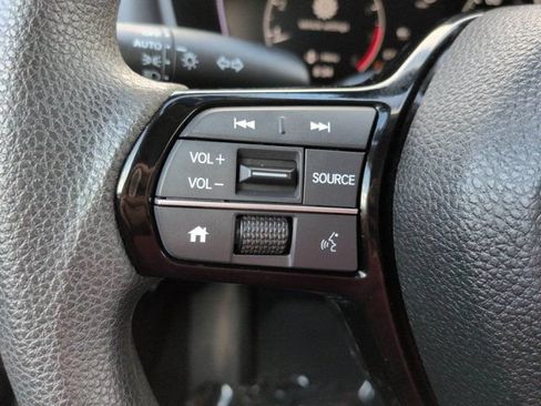 Used 2025 Honda Civic LX image 21