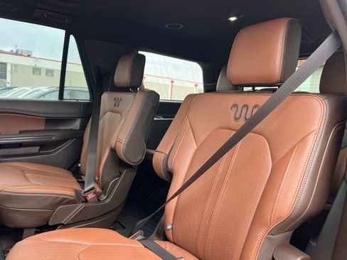 Used 2024 Ford Expedition King Ranch image 41
