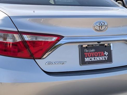Used 2017 Toyota Camry LE FWD image 8