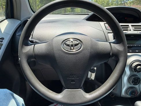 Used 2008 Toyota Yaris S FWD image 19
