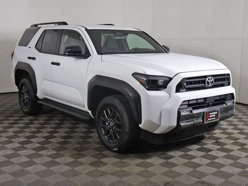 Used 2025 Toyota 4Runner SR5 image 2