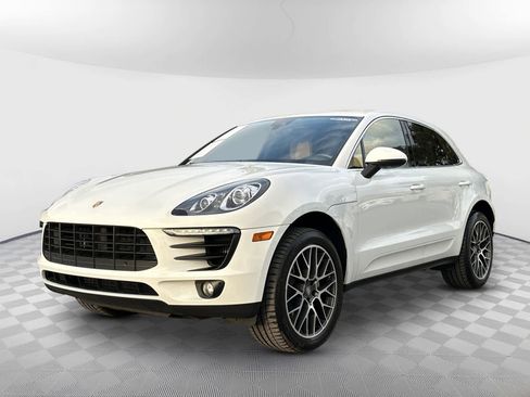 Used 2018 Porsche Macan S image 3