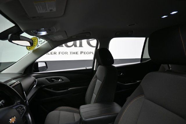 Used 2020 Chevrolet Traverse LT FWD image 18