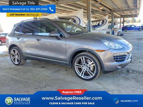 Used 2011 Porsche Cayenne S image 5