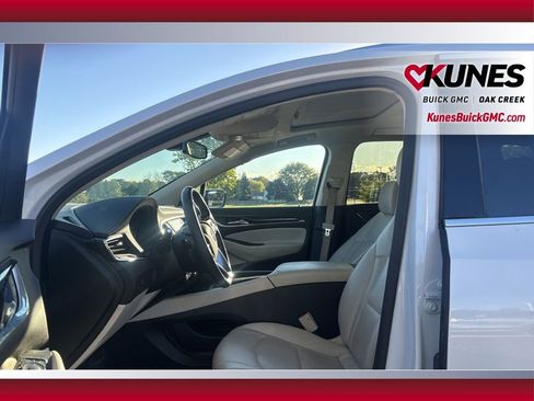 Used 2023 Buick Enclave Essence w/ Experience Buick Package image 11