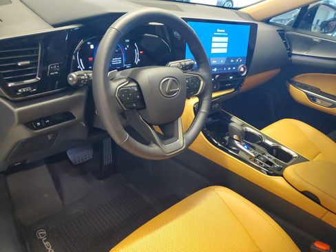 Certified 2026 Lexus NX 350 AWD w/ Accessory Package (Z2) image 19