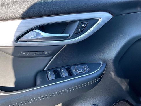 New 2026 Buick Envision Avenir image 16