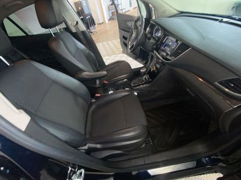 Used 2022 Buick Encore Preferred w/ Safety Package II AWD/4WD image 38