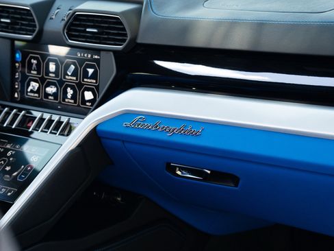Used 2019 Lamborghini Urus AWD/4WD image 81