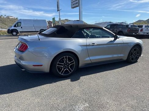 Used 2021 Ford Mustang Premium image 12