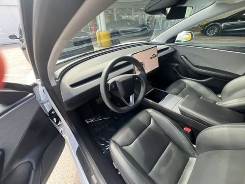 Used 2024 Tesla Model 3 Standard Range RWD image 10