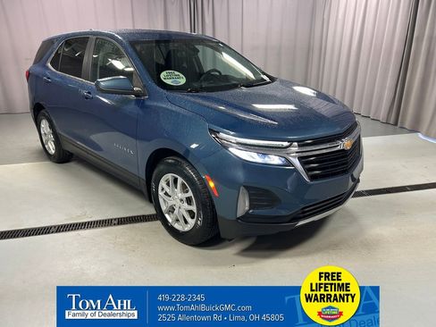 Used 2024 Chevrolet Equinox LT w/ LPO, Floor Liner Package FWD image 1