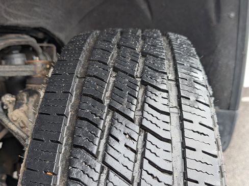 Used 2024 Chevrolet Silverado 2500 W/T w/ WT Convenience Package image 32