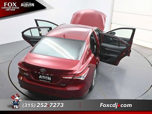 Used 2018 Toyota Camry XLE w/ Audio Package FWD image 40