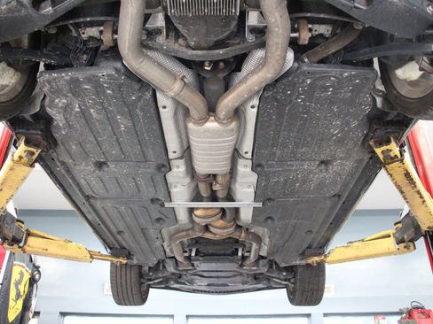 Used 2007 Mercedes-Benz CLS 63 AMG w/ P2 Pkg image 98