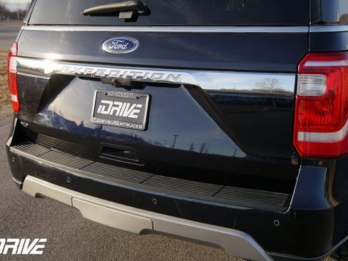 Used 2021 Ford Expedition XLT image 10