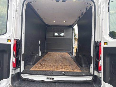 Used 2017 Ford Transit 250 148 Medium Roof image 20