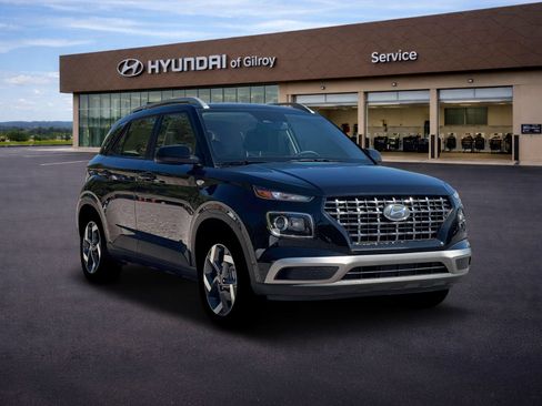 New 2026 Hyundai Venue SEL FWD image 11