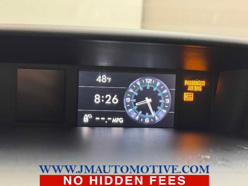 Used 2017 Subaru Forester 2.5i Premium w/ All-Weather Package AWD/4WD image 32