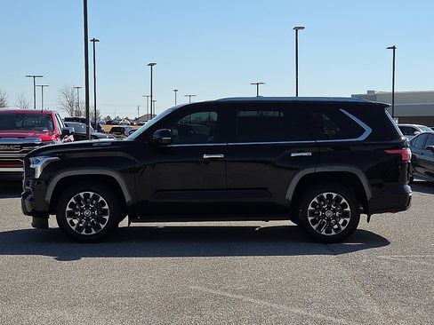 Used 2024 Toyota Sequoia Limited image 3