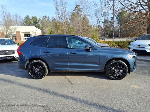 New 2026 Volvo XC60 B5 Ultra w/ Protection Package Premier image 2