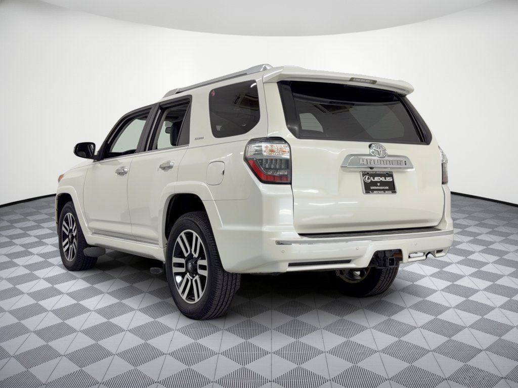 Used 2018 Toyota 4Runner Limited AWD/4WD image 3