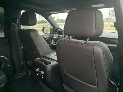 Used 2021 GMC Yukon XL Denali RWD image 6