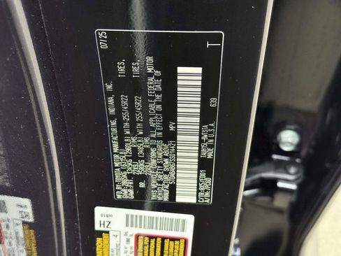 Used 2025 Lexus TX 500h AWD w/ Technology Package image 30