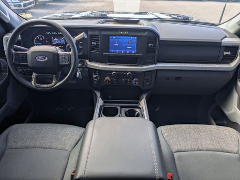 Used 2025 Ford F250 XLT w/ FX4 Off-Road Package AWD/4WD image 17