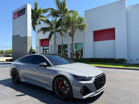 Used 2024 Audi RS 7 Performance image 1