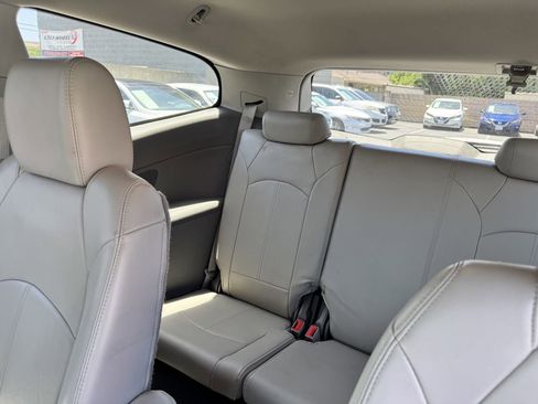 Used 2014 Chevrolet Traverse LT FWD image 26