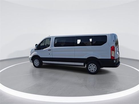 Used 2023 Ford Transit 350 XLT image 6