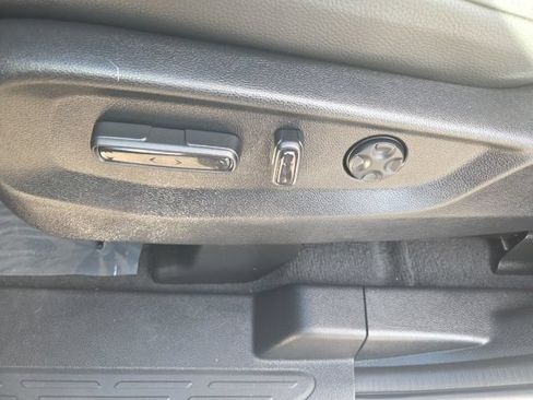 Used 2025 Honda Odyssey Elite image 13