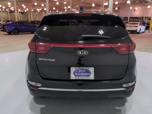 Used 2022 Kia Sportage LX w/ LX AWD Value Edition Package image 4