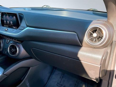 Used 2020 Chevrolet Blazer LT image 17