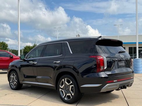 Used 2024 Hyundai Palisade SEL w/ Premium Package FWD image 6