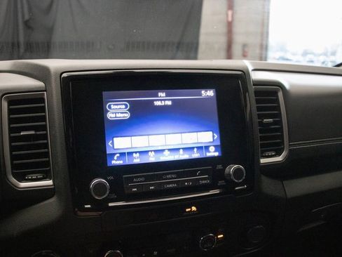 Used 2023 Nissan Frontier SV w/ SV Convenience Package image 33