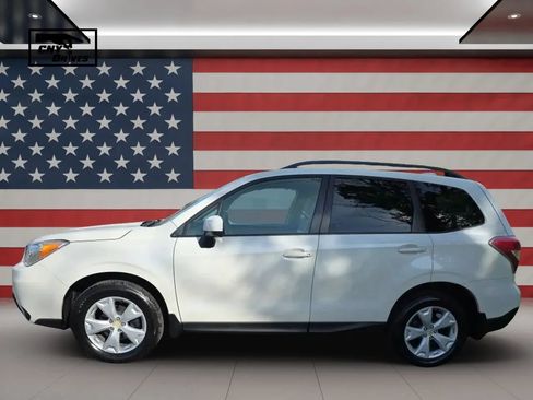 Used 2016 Subaru Forester 2.5i Premium w/ All-Weather Package AWD/4WD image 8