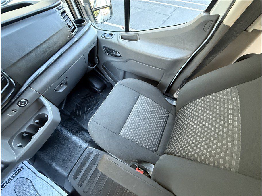 Used 2023 Ford Transit 250 Low Roof w/ Exterior Upgrade Package RWD image 10