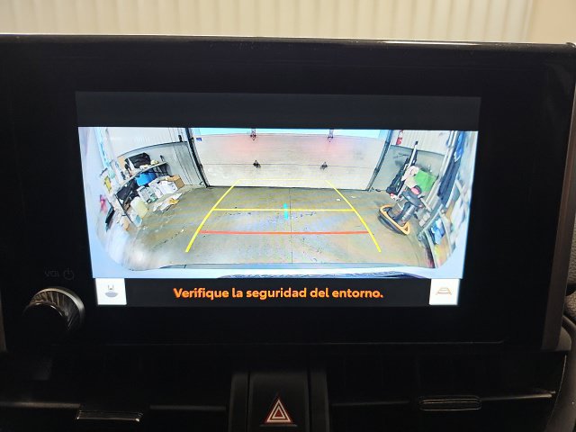 Certified 2025 Toyota RAV4 LE AWD/4WD image 27